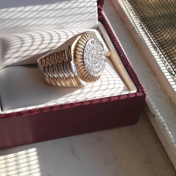 Rolex design white and yellow Gold Diamond ring